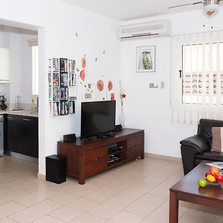 Villa Crystal Blue In A Perfect Location Protaras