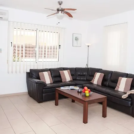 Villa Crystal Blue In A Perfect Location *