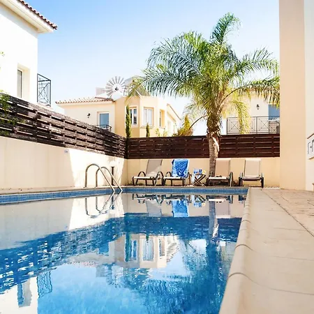 Villa Crystal Blue In A Perfect Location Protaras